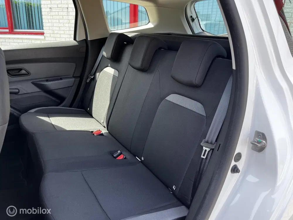 Dacia Duster 1.0 TCe Bi-Fuel Comfort uit 2020, foto 10