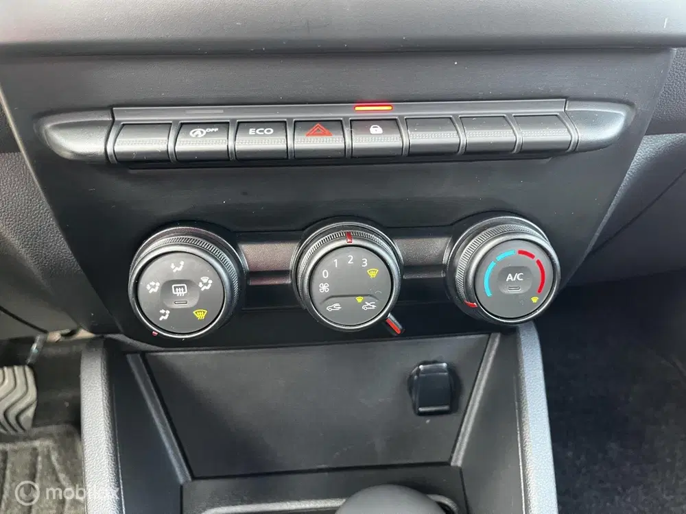 Dacia Duster 1.0 TCe Bi-Fuel Comfort uit 2020, foto 13