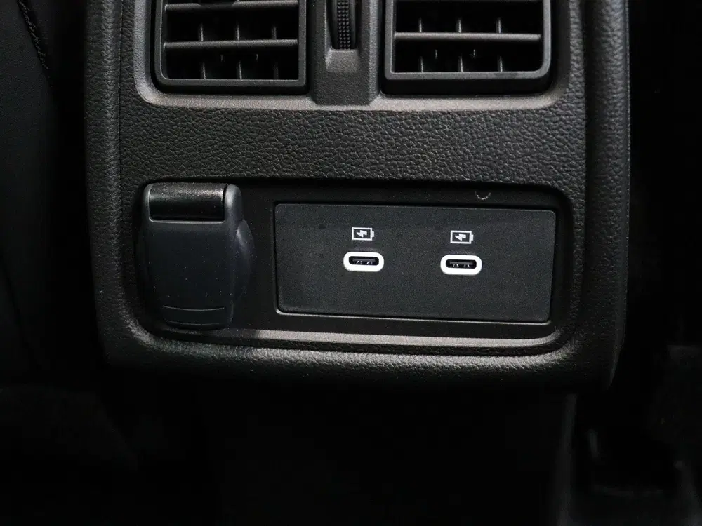 Renault Captur mild hybrid 160pk esprit Alpine uit 2024, foto 4