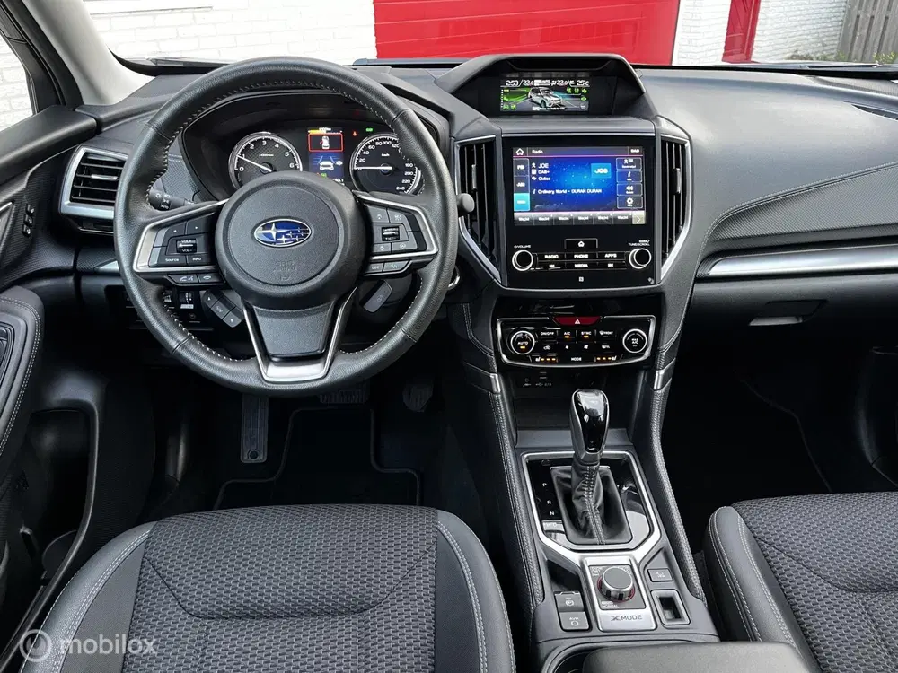 Subaru Forester 2.0i e-BOXER Luxury uit 2024, foto 12