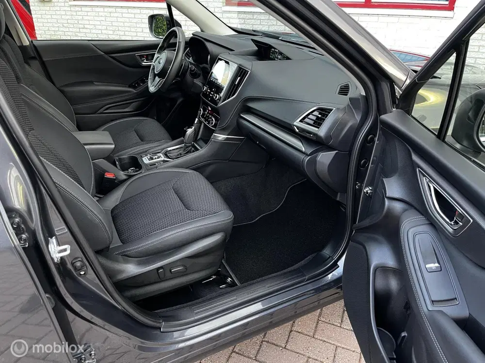 Subaru Forester 2.0i e-BOXER Luxury uit 2024, foto 9