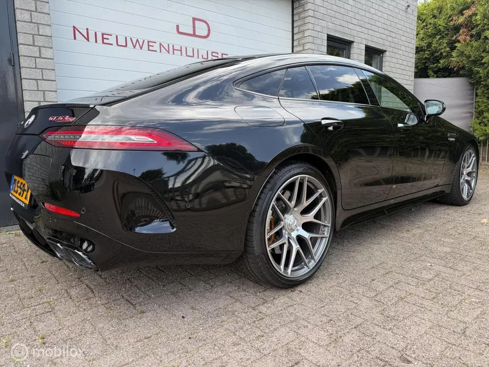 Mercedes-Benz AMG GT Mercedes AMG GT 4-Door Coupe AMG 63 S E Pe uit 2023, foto 11