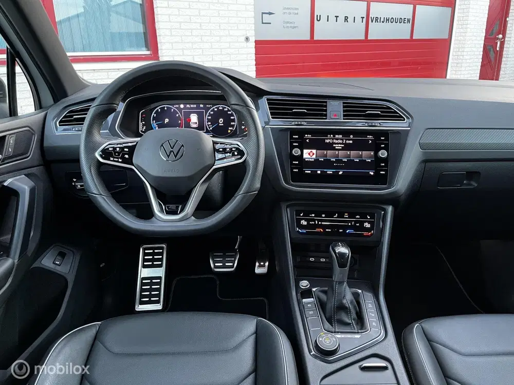 Volkswagen Tiguan 2.0 TSI 4Motion R-LINE 245PK uit 2021, foto 12