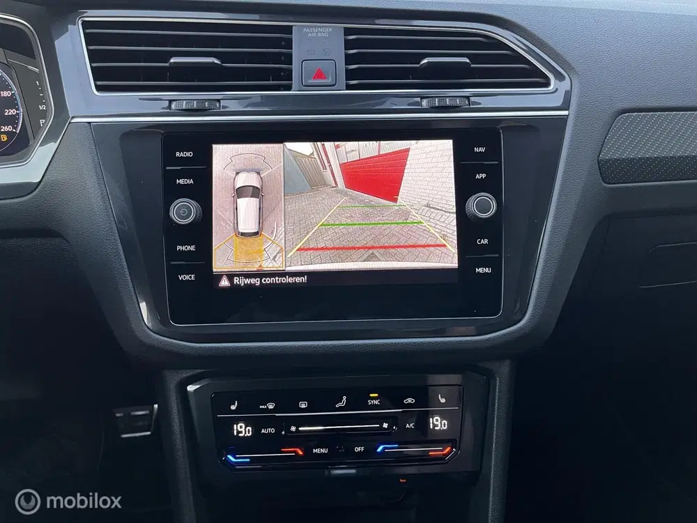 Volkswagen Tiguan 2.0 TSI 4Motion R-LINE 245PK uit 2021, foto 13
