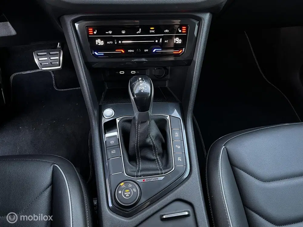 Volkswagen Tiguan 2.0 TSI 4Motion R-LINE 245PK uit 2021, foto 14