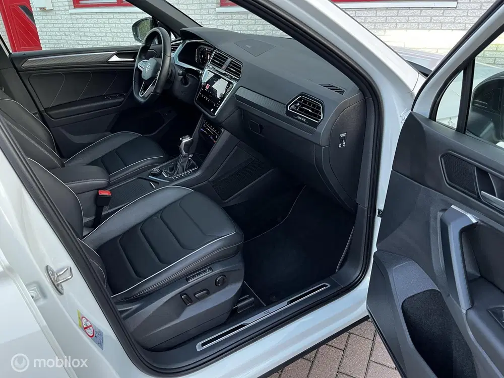 Volkswagen Tiguan 2.0 TSI 4Motion R-LINE 245PK uit 2021, foto 9