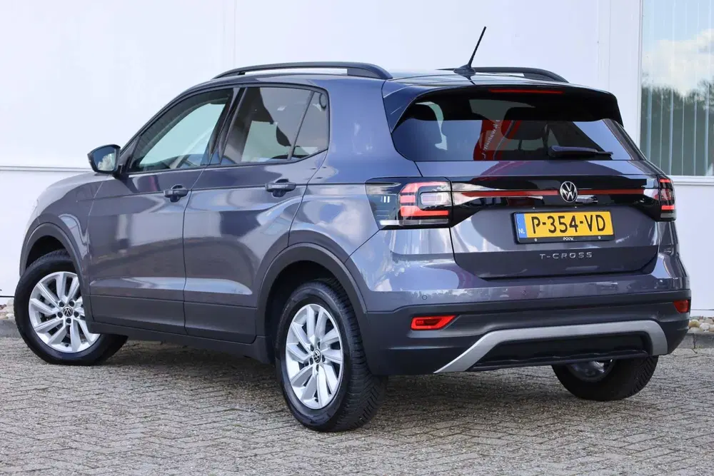 Volkswagen T-Cross 1.0 TSI 95pk Life uit 2022, foto 11