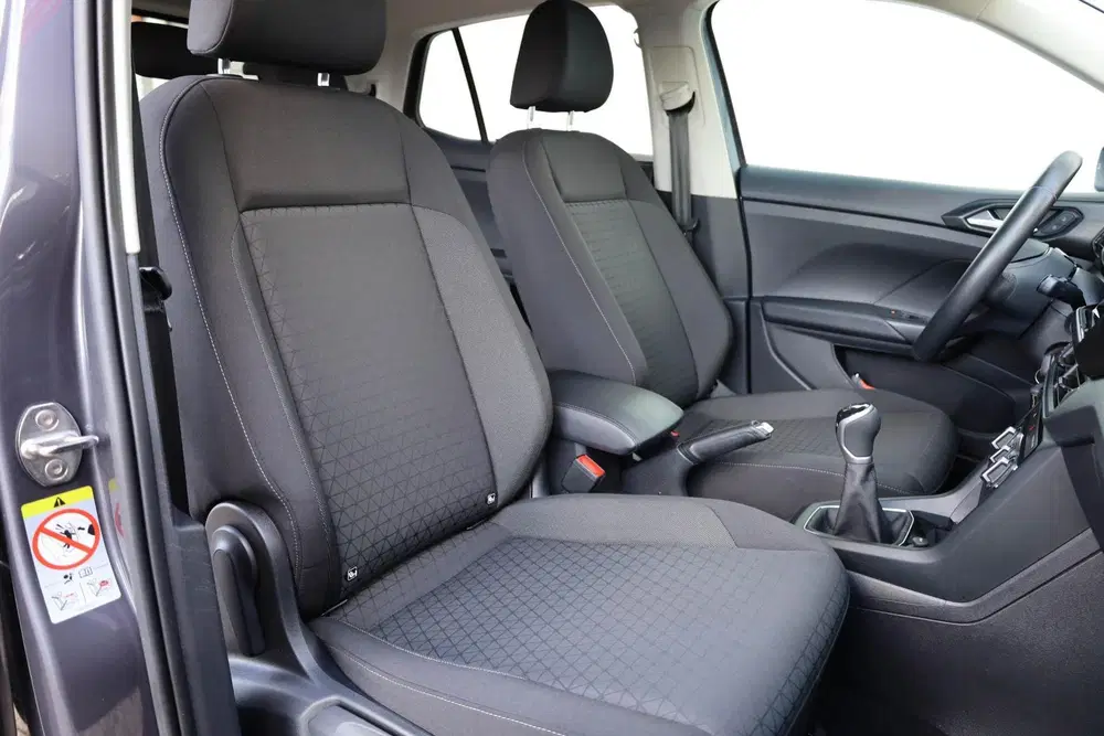 Volkswagen T-Cross 1.0 TSI 95pk Life uit 2022, foto 14