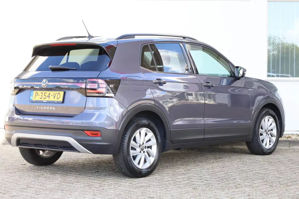 Volkswagen T-Cross 1.0 TSI 95pk Life uit 2022, foto 2