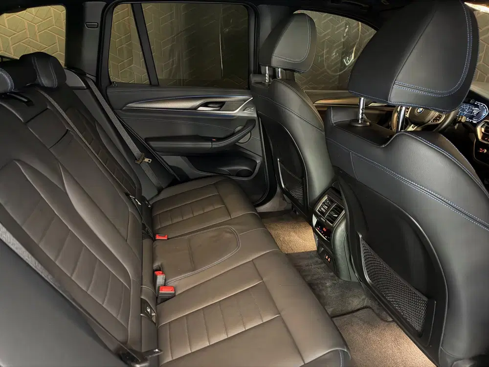 BMW iX3 High Exe 80 kWh uit 2023, foto 14
