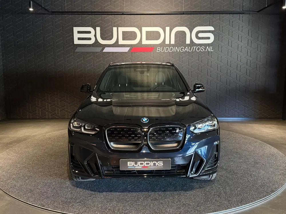 BMW iX3 High Exe 80 kWh uit 2023, foto 2