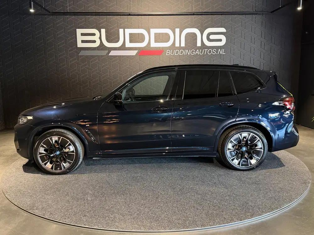 BMW iX3 High Exe 80 kWh uit 2023, foto 8
