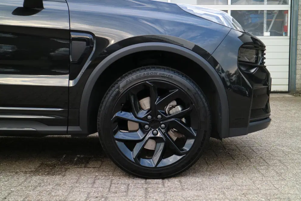 Lynk & Co 01 1.5 Midnight Black uit 2021, foto 7