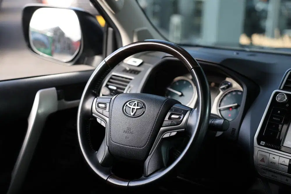 Toyota Land Cruiser 2.8 D-4D 5DRS EXECUTIVE A uit 2020, foto 9