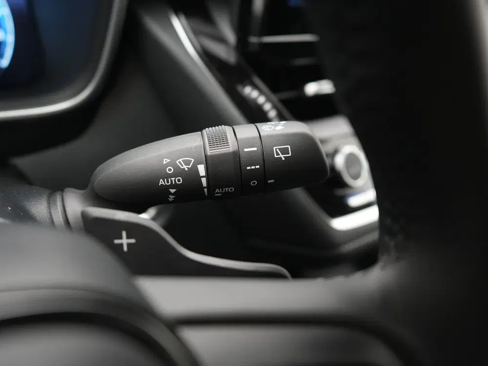 Toyota Corolla Hybrid 200 Dynamic (bj 2026) uit 2026, foto 15