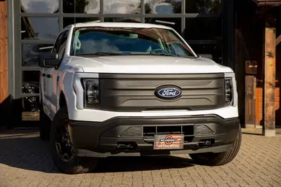 Ford F 150 Ford F-150 Lightning Pro 4x4 SuperCrew lag uit 2026