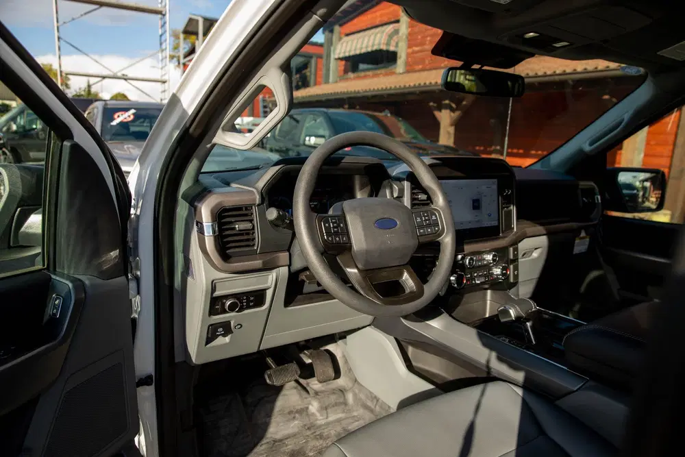 Ford F 150 Ford F-150 Lightning Pro 4x4 SuperCrew lag uit 2026, foto 13