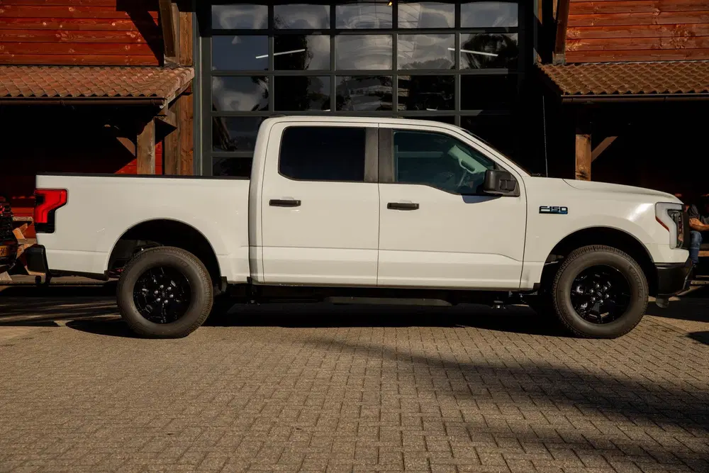 Ford F 150 Ford F-150 Lightning Pro 4x4 SuperCrew lag uit 2026, foto 3