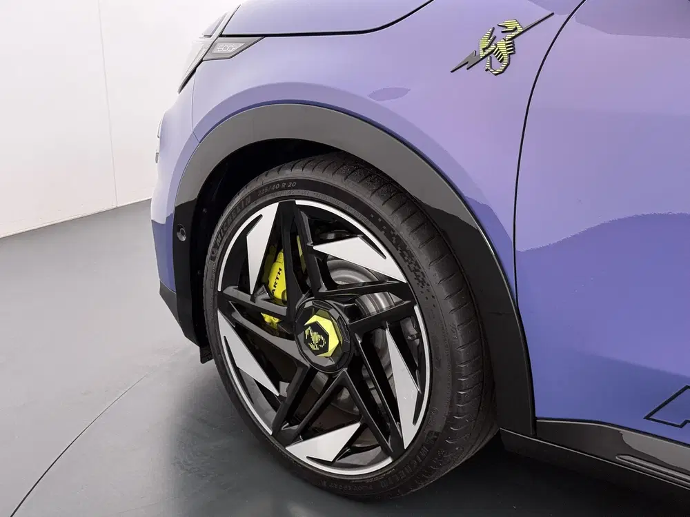 Abarth 600e Scorpionissima 54 kWh Sabelt uit 2025, foto 10