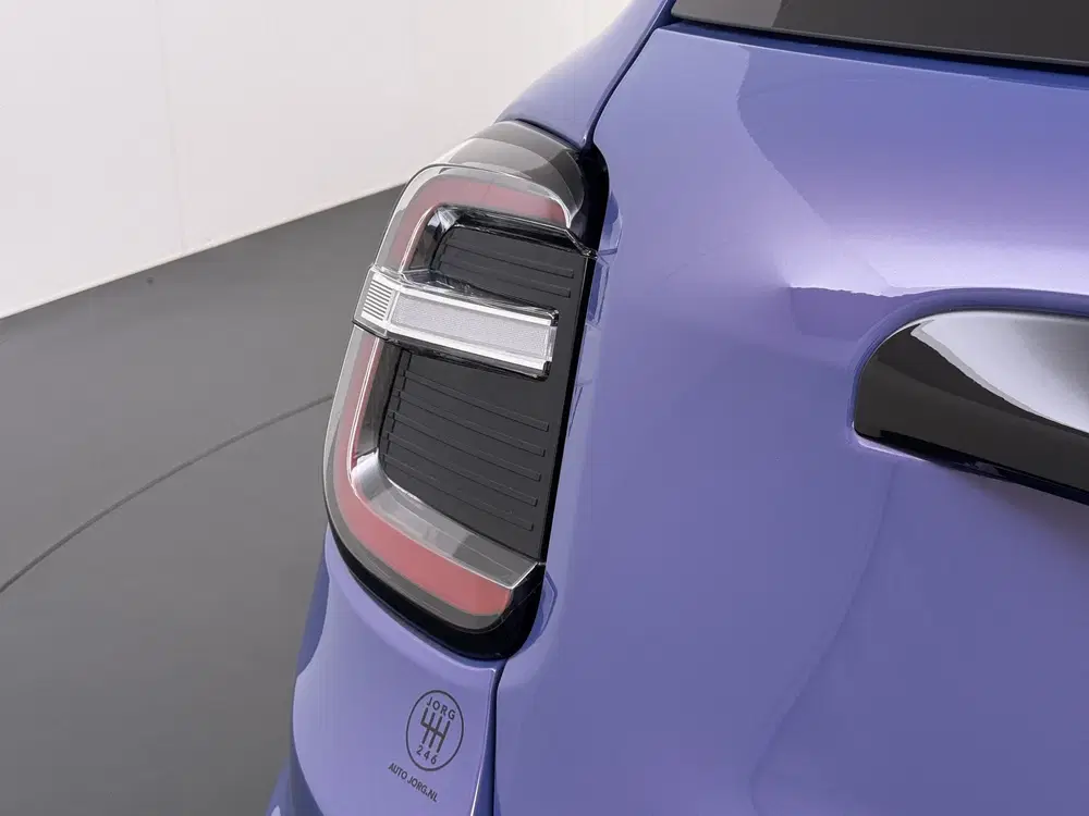 Abarth 600e Scorpionissima 54 kWh Sabelt uit 2025, foto 6