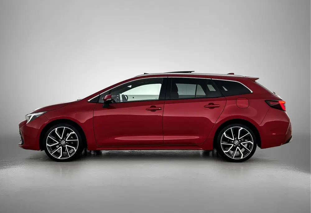 Toyota Corolla 2.0 Hybrid Executive uit 2023, foto 3