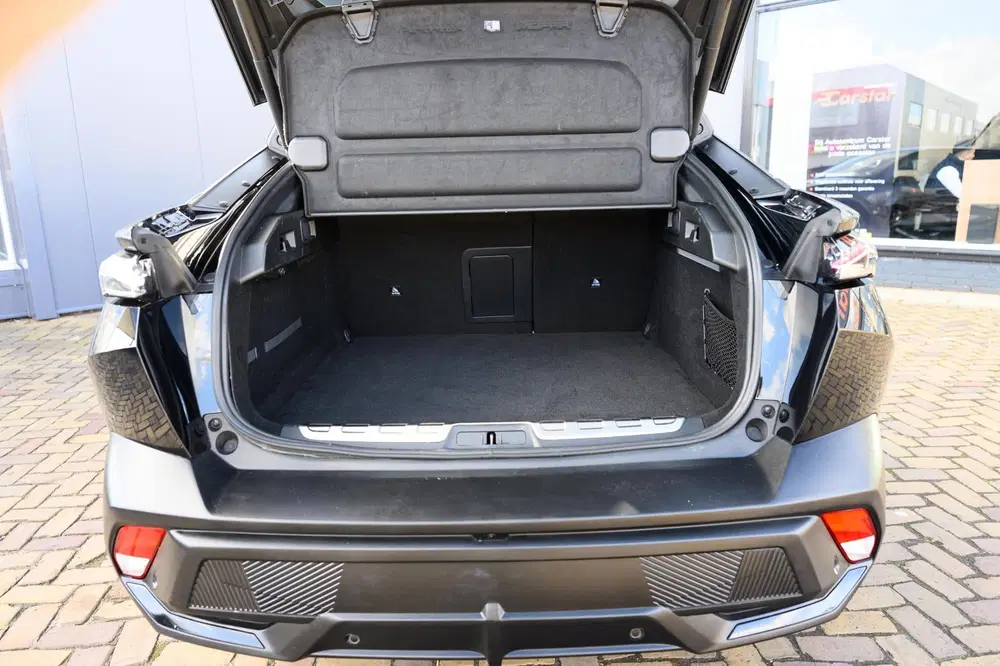 Peugeot 408 1.6 HYbrid GT 180 EAT8 uit 2023, foto 12