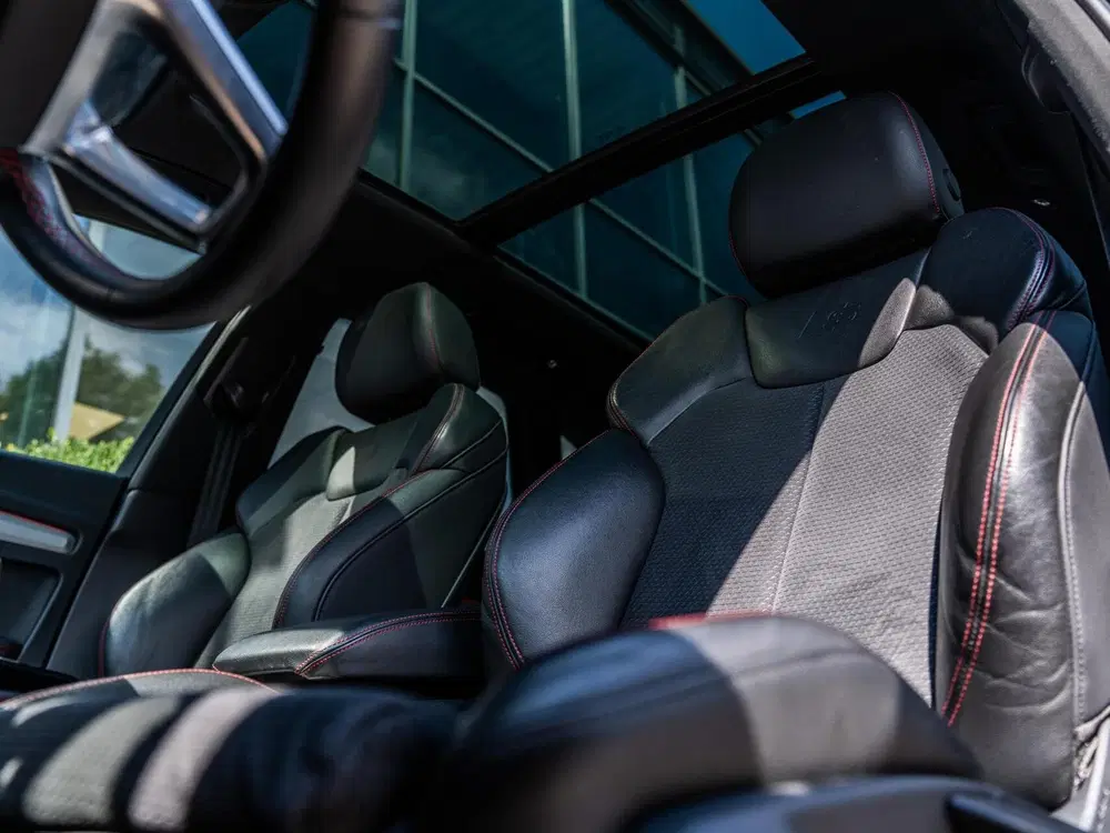 Audi Q5 55 TFSIe Quattro Competition S-Line uit 2021, foto 12