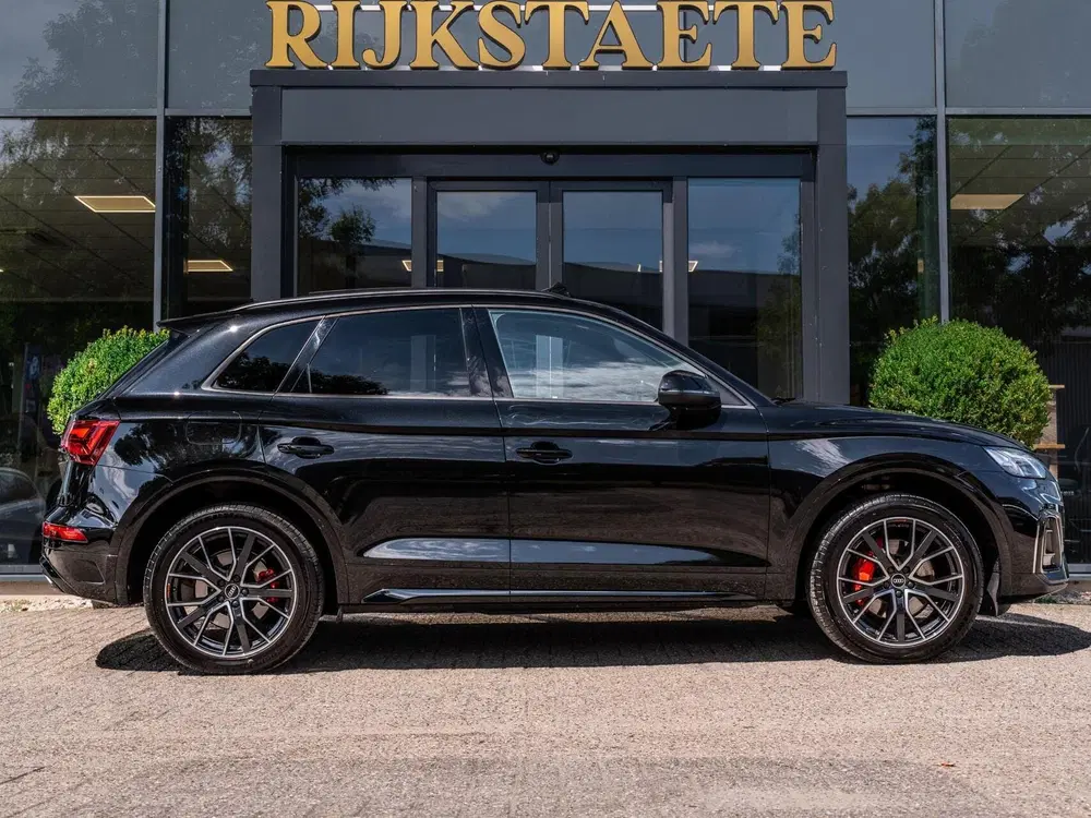 Audi Q5 55 TFSIe Quattro Competition S-Line uit 2021, foto 6