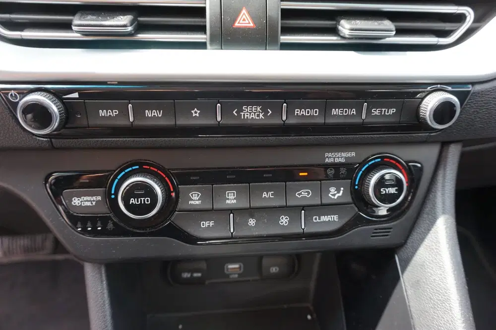 Kia Niro 1.6 GDi Hybrid DynamicLine uit 2021, foto 13