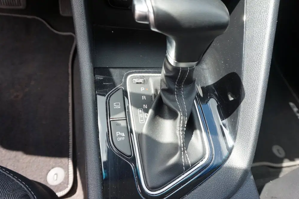 Kia Niro 1.6 GDi Hybrid DynamicLine uit 2021, foto 14