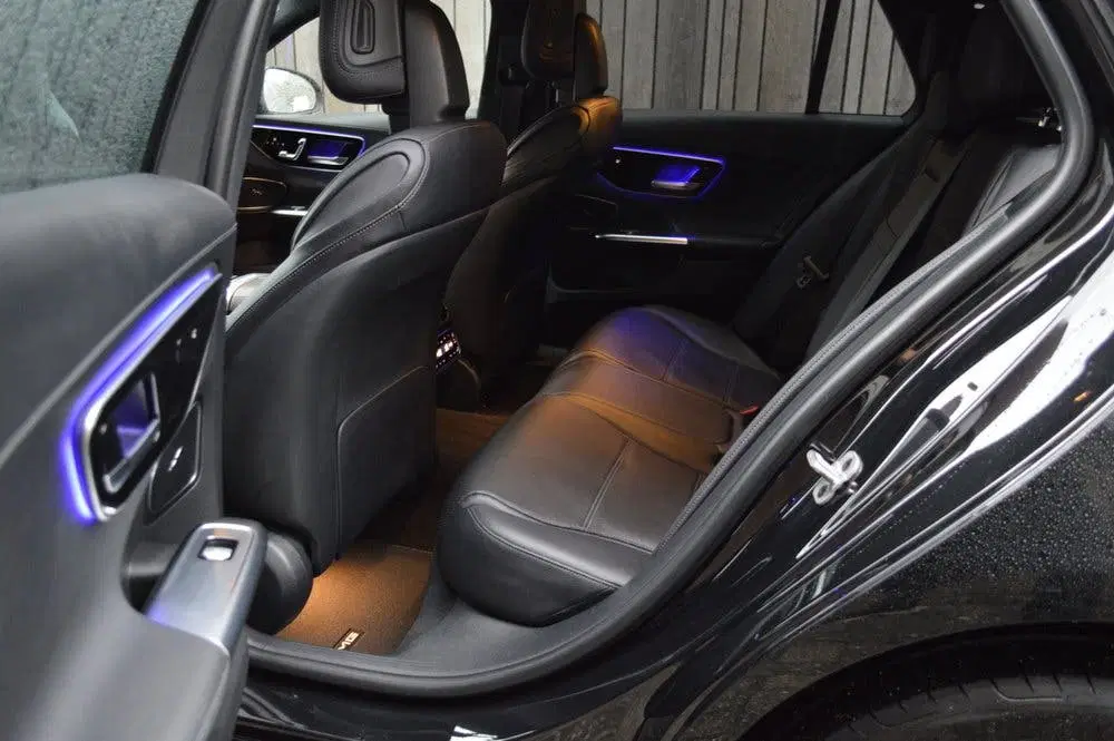 Mercedes-Benz C-Klasse 300 e AMG Led Leder Panorama M uit 2023, foto 11