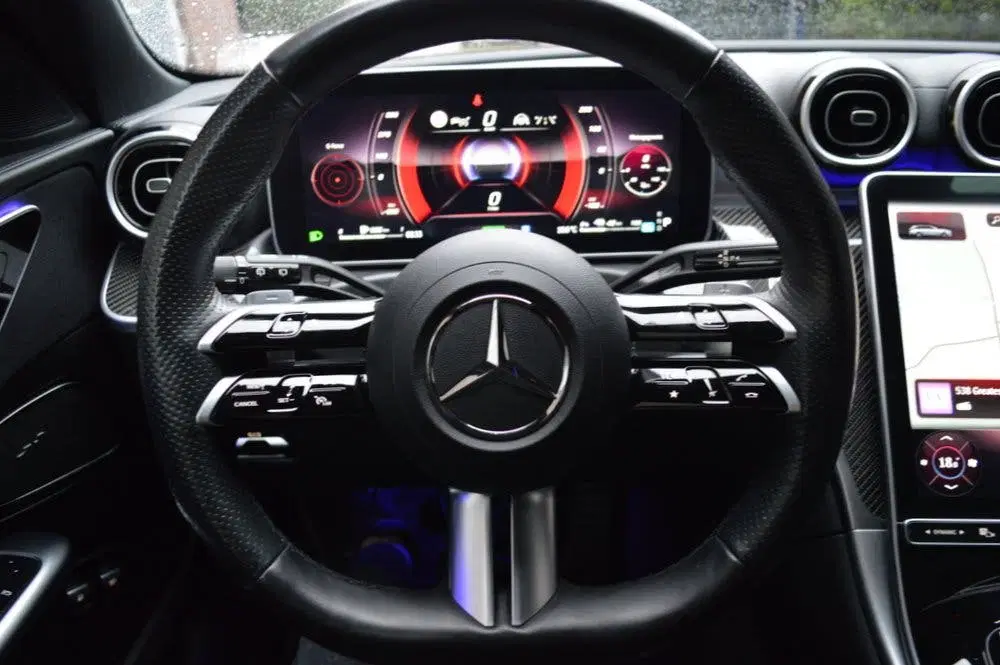 Mercedes-Benz C-Klasse 300 e AMG Led Leder Panorama M uit 2023, foto 14