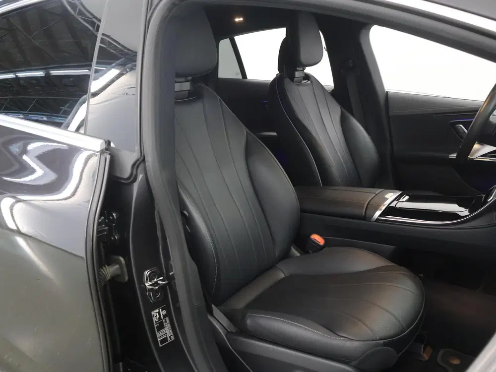 Mercedes-Benz EQE 300 Luxury Line 89 kWh uit 2024, foto 10