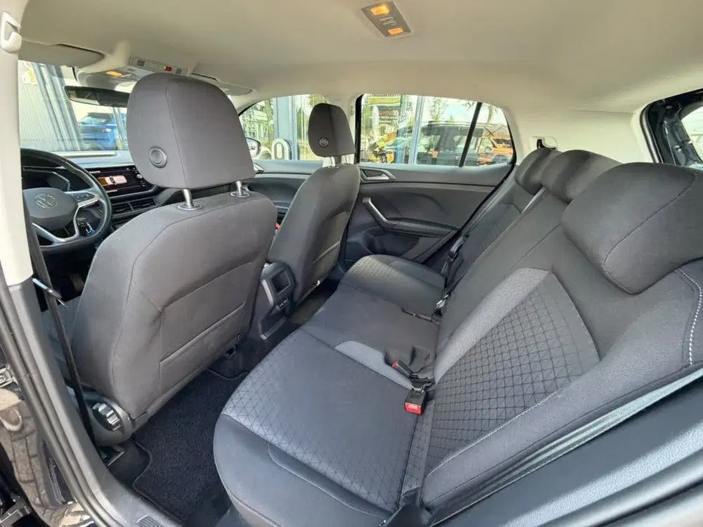 Volkswagen T-Cross 1.0 TSI Life ACC Virtual Clima uit 2022, foto 12