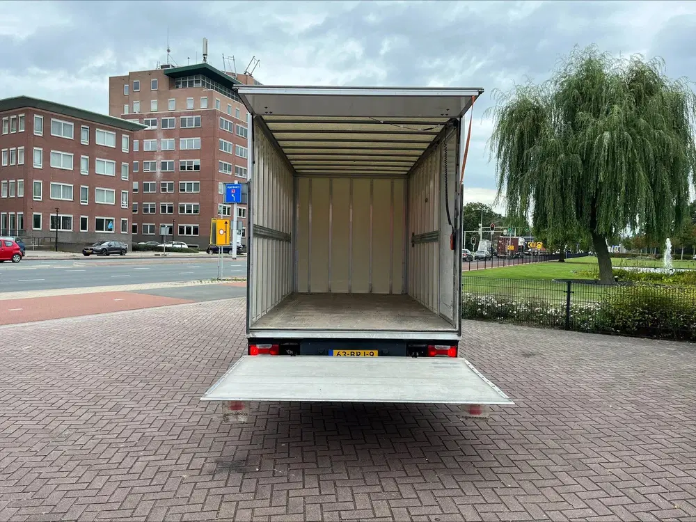 Iveco Daily C18 uit 2021, foto 12
