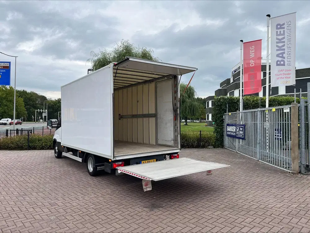 Iveco Daily C18 uit 2021, foto 14