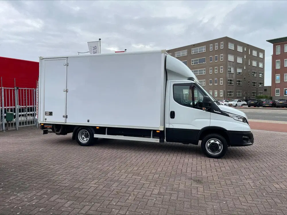 Iveco Daily C18 uit 2021, foto 5