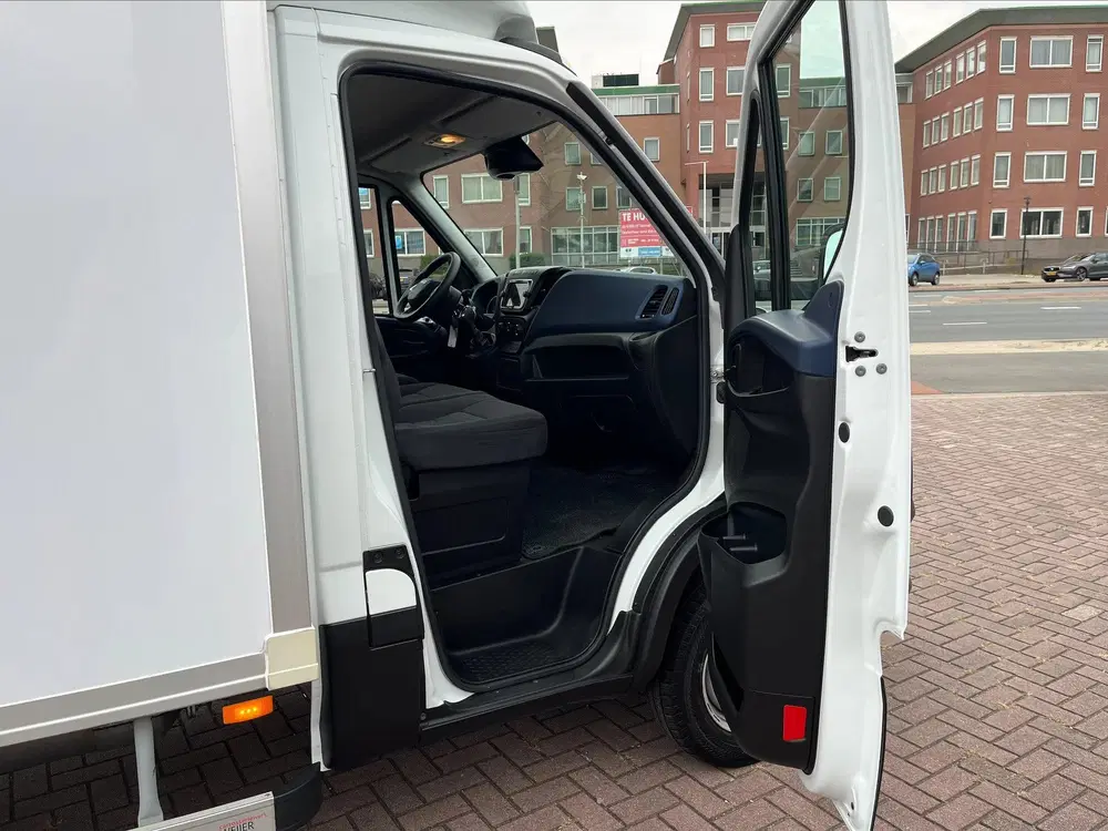 Iveco Daily C18 uit 2021, foto 6
