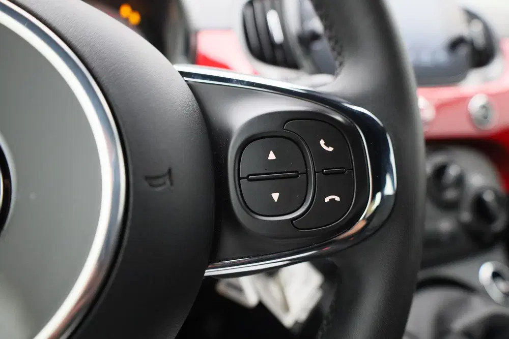 Fiat 500 1.0 Hybrid uit 2023, foto 13