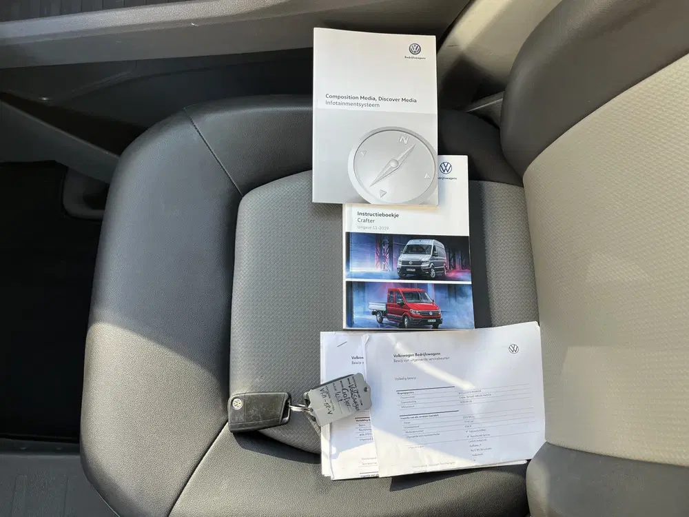 Volkswagen Crafter 35 2.0 TDI L3H3 uit 2020, foto 14