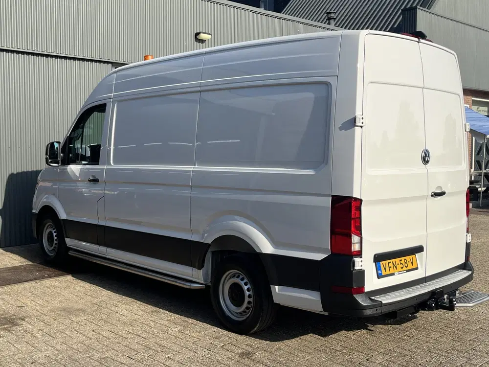 Volkswagen Crafter 35 2.0 TDI L3H3 uit 2020, foto 3