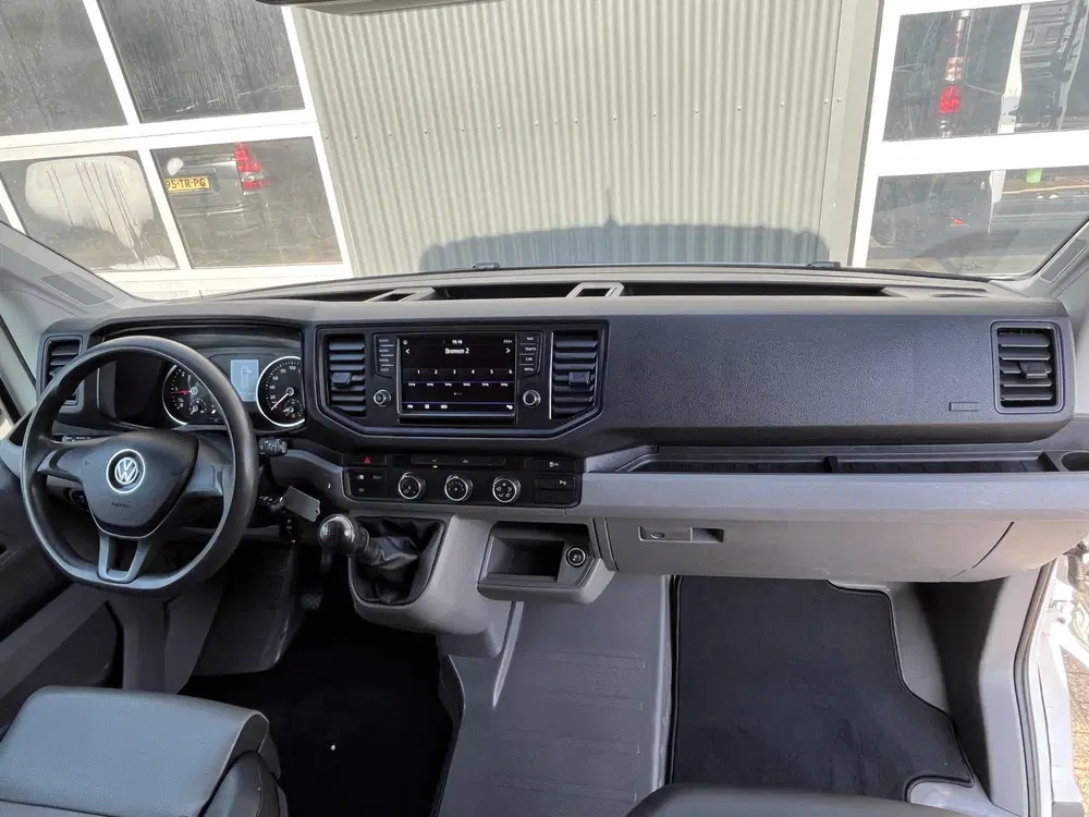 Volkswagen Crafter 35 2.0 TDI L3H3 uit 2020, foto 7