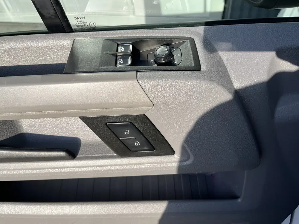Volkswagen Crafter 35 2.0 TDI L3H3 uit 2020, foto 9