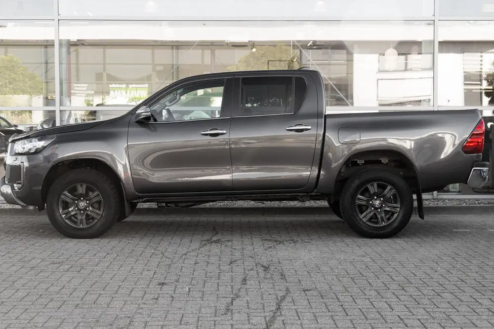Toyota Hilux 2.4 D-4D Double Cab Challenger 5 zits in 2 uit 2024, foto 9