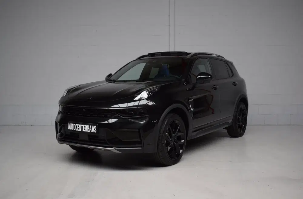 Lynk & Co 01 1.5 PHEV 262PK SOH 95% ZWARTE HEMEL uit 2023
