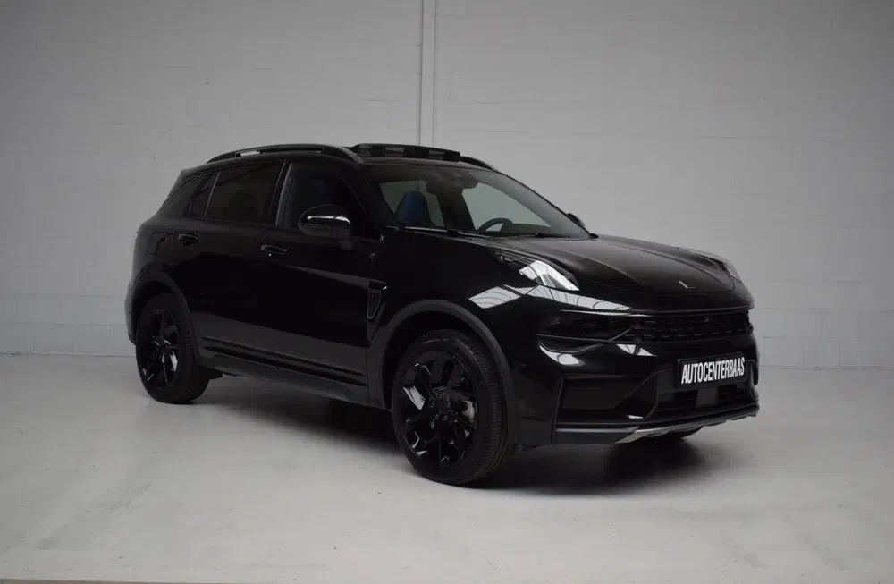 Lynk & Co 01 1.5 PHEV 262PK SOH 95% ZWARTE HEMEL uit 2023, foto 13