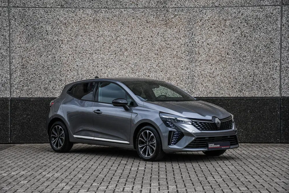 Renault Clio 1.0 TCe 90 GPF techno (bj 2025) uit 2025