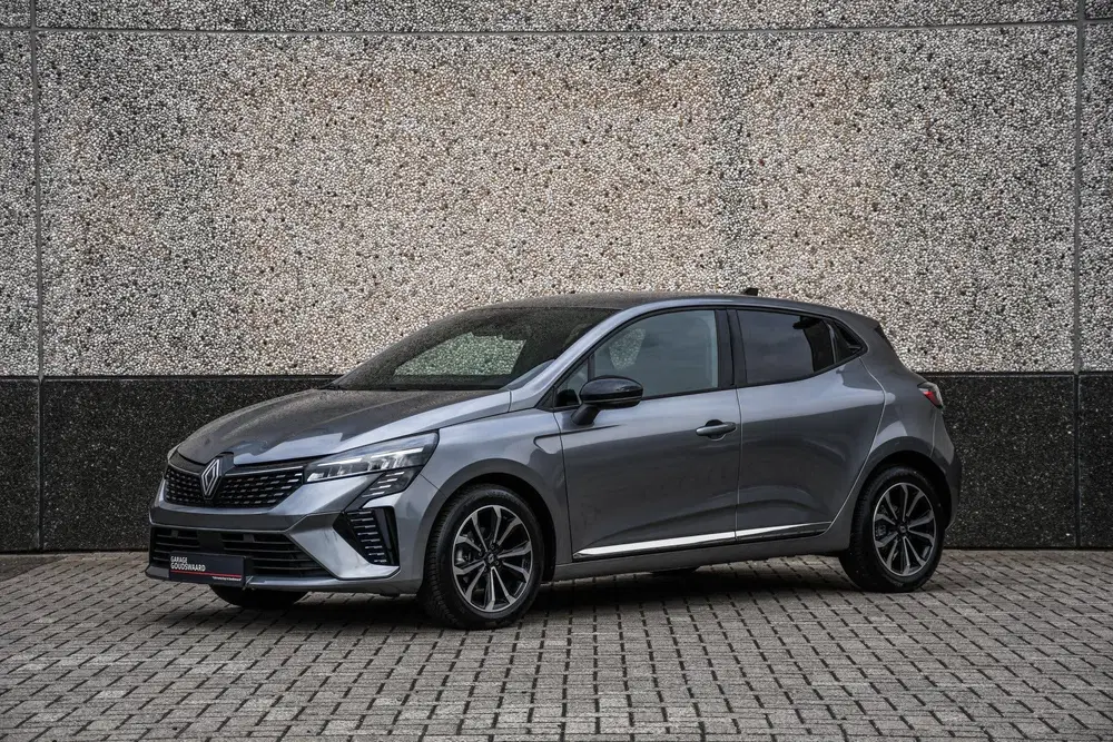 Renault Clio 1.0 TCe 90 GPF techno (bj 2025) uit 2025, foto 2