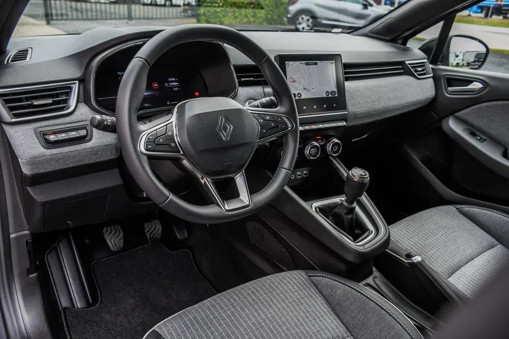 Renault Clio 1.0 TCe 90 GPF techno (bj 2025) uit 2025, foto 7