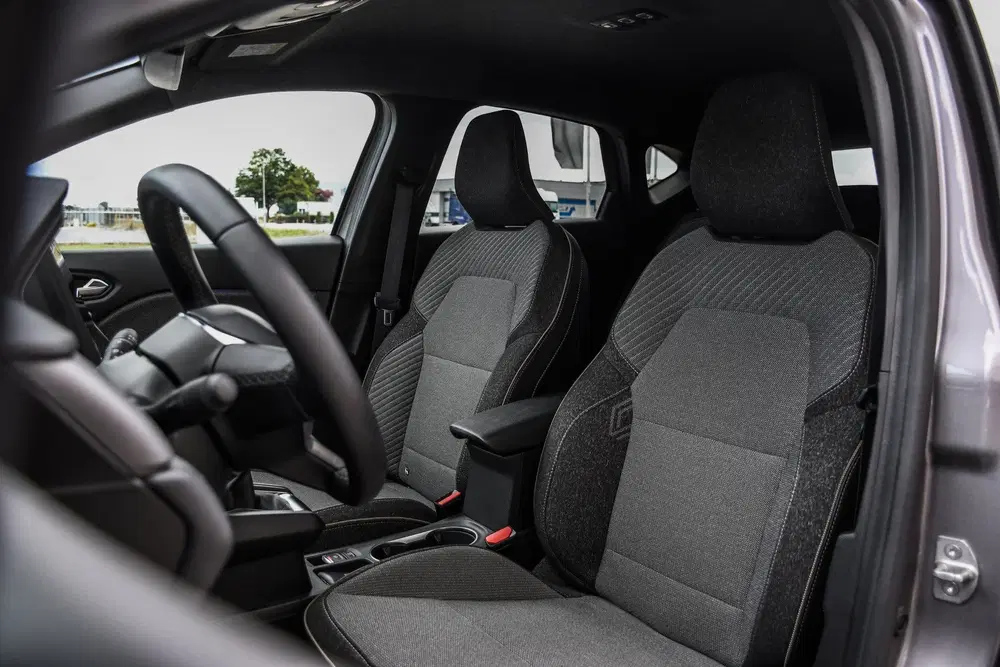 Renault Captur 1.0 TCe 90 Techno (bj 2025) uit 2025, foto 6